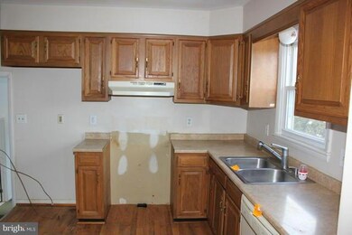 509 Colonial Dr, Greencastle, PA 17225 - photo 2