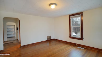 2118 N Street Charles Ave, Joplin, MO 64801 - photo 4