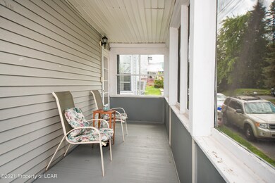 401 Jones St, Nanticoke, PA 18634 - photo 4