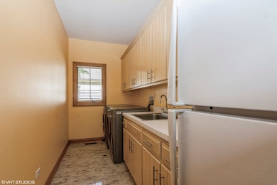 3211 Mallard Dr, Homewood, IL 60430 - photo 7