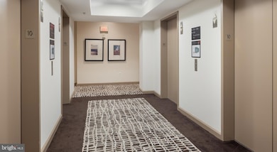 202 W Washington Square unit 2201, Philadelphia, PA 19106 - photo 6