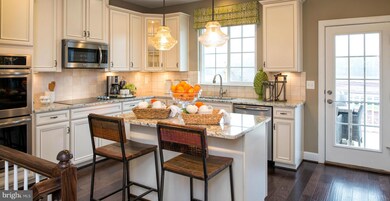 10703 Caledonia Meadow Dr, Manassas, VA 20112 - photo 3