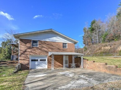 87 Scronce Creek Rd, Burnsville, NC 28714 - photo 4