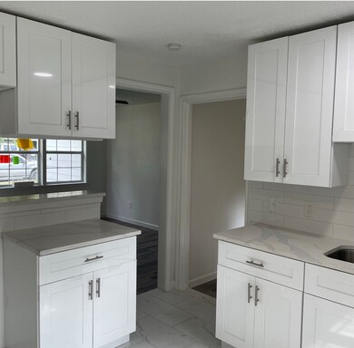 7228 Lakewood Dr, Houston, TX 77016 - photo 7