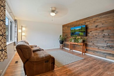 1111 S Garland St, Nampa, ID 83686 - photo 5