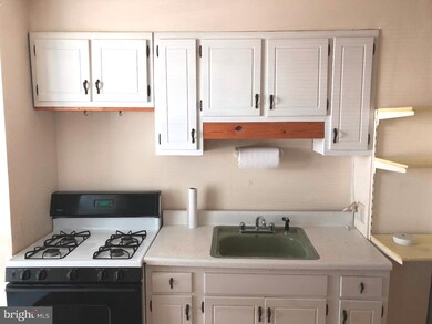 4446 Fleming St unit 2, Philadelphia, PA 19128 - photo 4