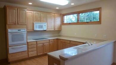 815 Villa Dr unit 3, Crystal Lake, IL 60014 - photo 5