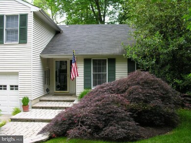 6052 Misty Arch Run, Columbia, MD 21044 - photo 2