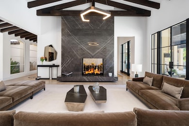 14-web-or-mls-NRPalm_OPMG_0925_014