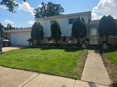 1529 E Lincoln Ave, Des Plaines, IL 60018 - photo 2