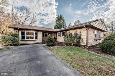 15751 Pointer Ridge Dr, Bowie, MD 20716 - photo 2