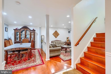 18425 Honeylocust Cir, Gaithersburg, MD 20879 - photo 5