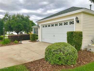 7134 SE 173rd Arlington Loop, The Villages, FL 32162 - photo 4