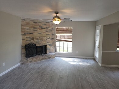7939 Battleoak Dr, Houston, TX 77040 - photo 2