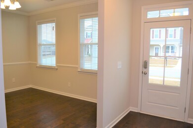 6- Entry-Dining Room