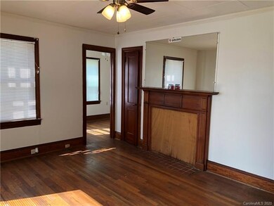 521 Salisbury Rd, Statesville, NC 28677 - photo 6