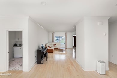 11 Gabby Ct, Schenectady, NY 12309 - photo 5