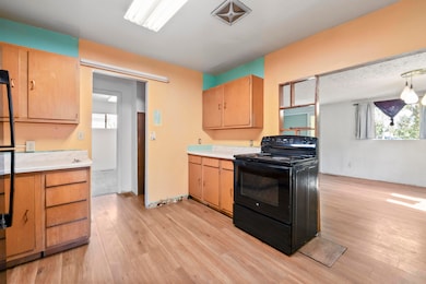 420 6th St, Havre, MT 59501 - photo 6