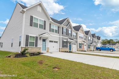 2084 NW Parow Ln NW unit E, Calabash, NC 28467 - photo 3