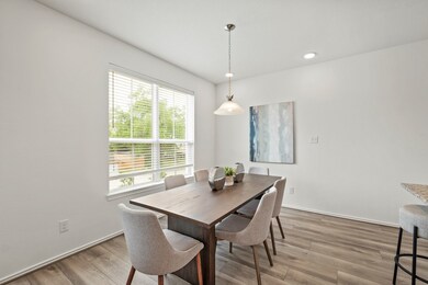 1404 Wycliffe Dr unit C, Houston, TX 77043 - photo 7