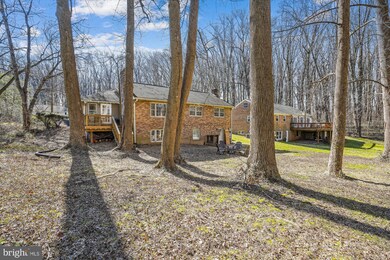 6642 Kirby Ct, Falls Church, VA 22043 - photo 2