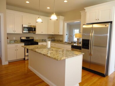 345 Forest Ave unit 9A, Middletown, RI 02842 - photo 5