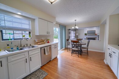 3487 Topgallant Crt (23)