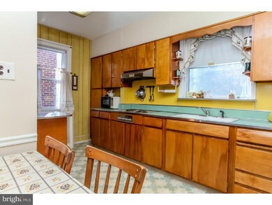 312 Wolfenden Ave, Darby, PA 19023 - photo 7