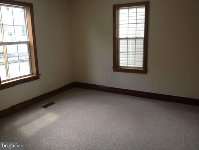 26 N Franklin St, Waynesboro, PA 17268 - photo 5