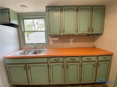 Window view in the kitchen