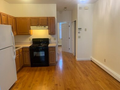 202 Hurley St, Cambridge, MA 02141 - photo 3