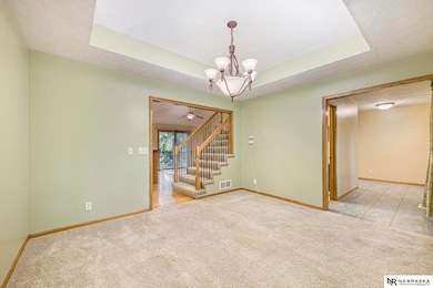 605 Ruby Rd, Papillion, NE 68133 - photo 4