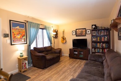 238 N Lindberg St, Griffith, IN 46319 - photo 3