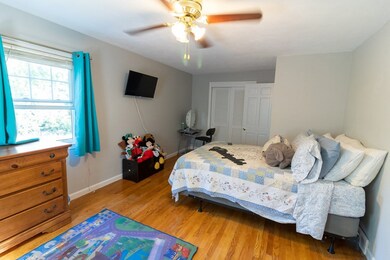 431 Rogers Ave, West Springfield, MA 01089 - photo 6