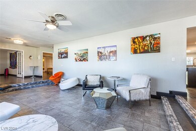 4371 Woodcrest Rd, Las Vegas, NV 89121 - photo 6