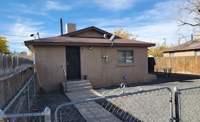 321 Wayne Rd NW, Los Ranchos, NM 87114 - photo 3