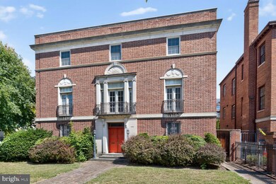 2539 Massachusetts Ave NW, Washington, DC 20008 - photo 3