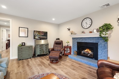 64 2nd St, North Andover, MA 01845 - photo 5