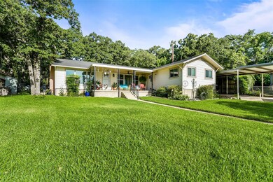 11868 Younger Ct, Azle, TX 76020 - photo 3