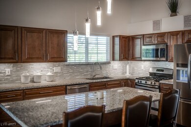 Whether entertaining or just family diner this rem