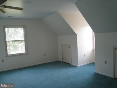 531 Upshur Dr, Inwood, WV 25428 - photo 7