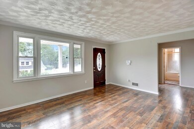 819 Kayak Ave, Capitol Heights, MD 20743 - photo 3