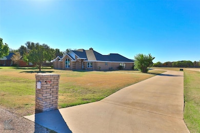 8517 Saddle Creek Rd, Abilene, TX 79602 - photo 2