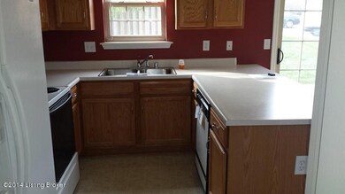 8353 Grand Trevi Dr unit 6202, Louisville, KY 40228 - photo 7