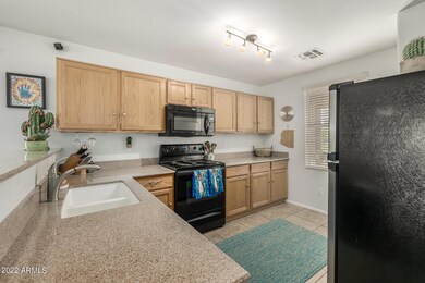 1948 W Renaissance Ave