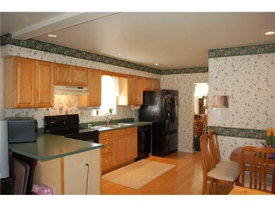 Kitchen. The eat-in kitchen has ample amount of co