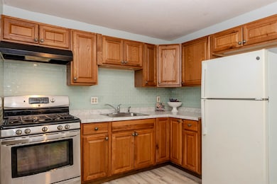 126 Mammoth Rd unit 1, Hooksett, NH 03106 - photo 2