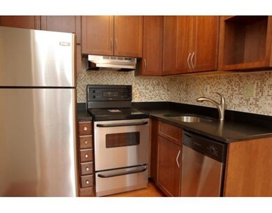 32 Fleet St unit 5, Boston, MA 02113 - photo 4