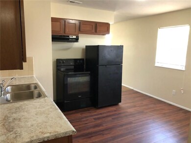 419 Beechwood Dr, Beech Grove, IN 46107 - photo 4