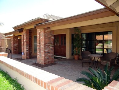 FRONT COURTYARD